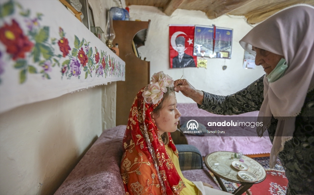 El antiguo arte del maquillaje tradicional en Turquía