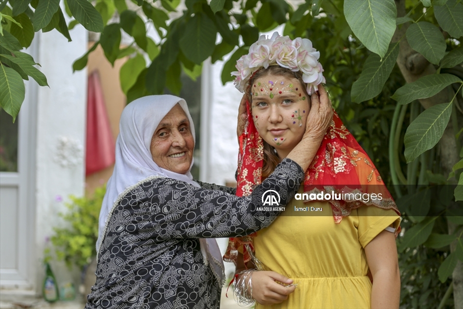 El antiguo arte del maquillaje tradicional en Turquía