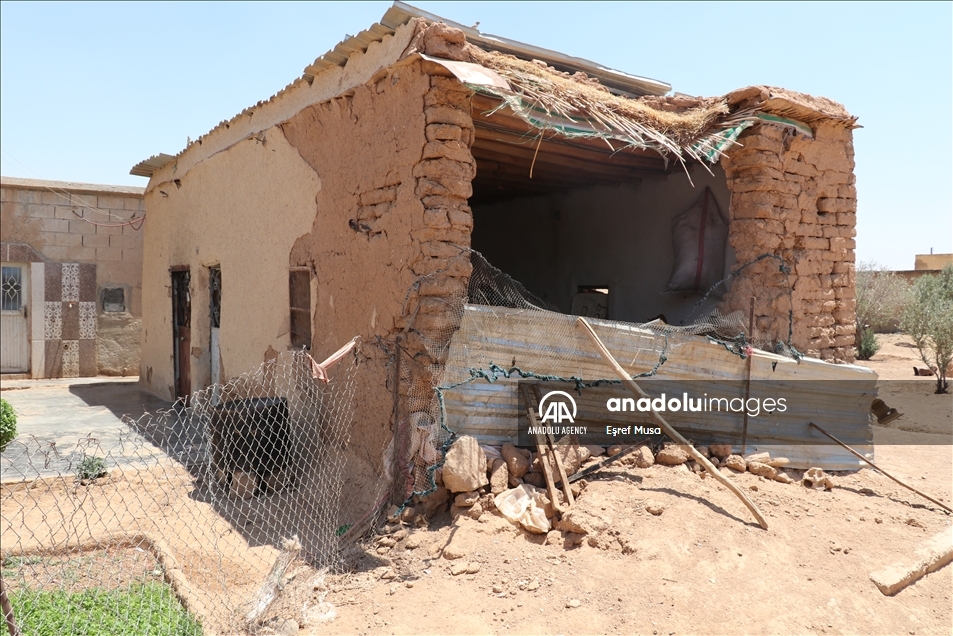 سوريا.. سكان "تل أبيض" يتظاهرون ضد إرهاب "ي ب ك"