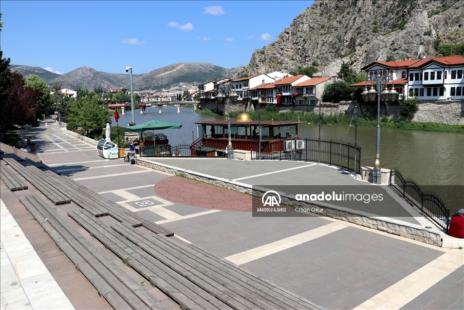 Tarih kokan otantik sokaklarıyla "şehzadeler şehri" Amasya ziyaretçilerini bekliyor
