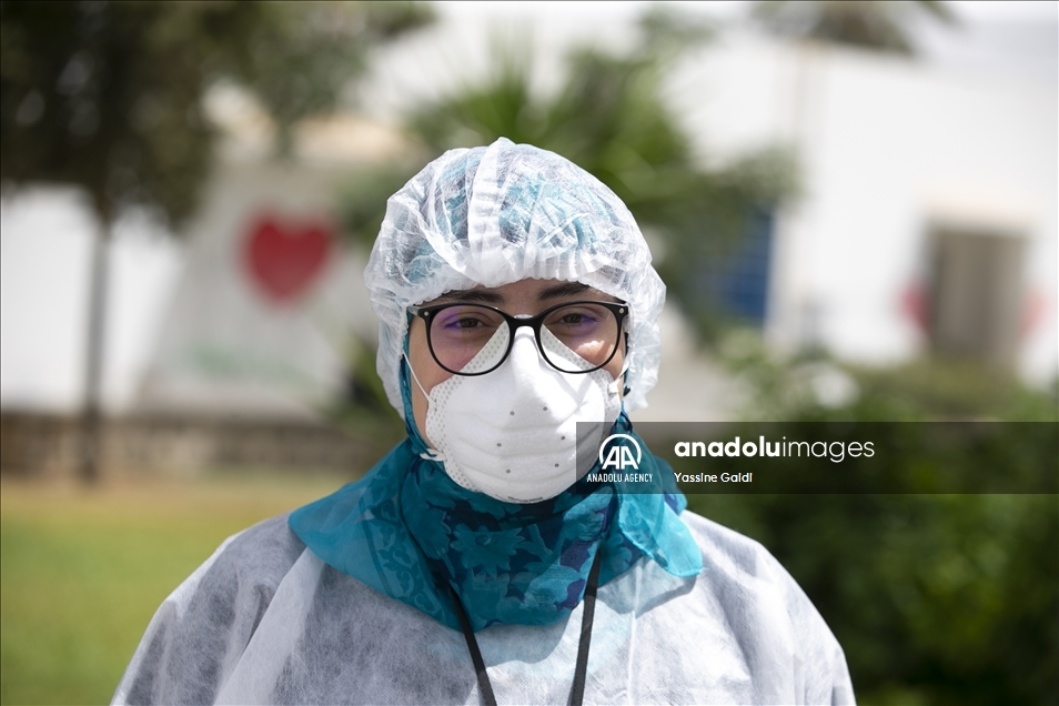 تونس.. عائلة أطباء "على الجبهة" في مواجهة كورونا