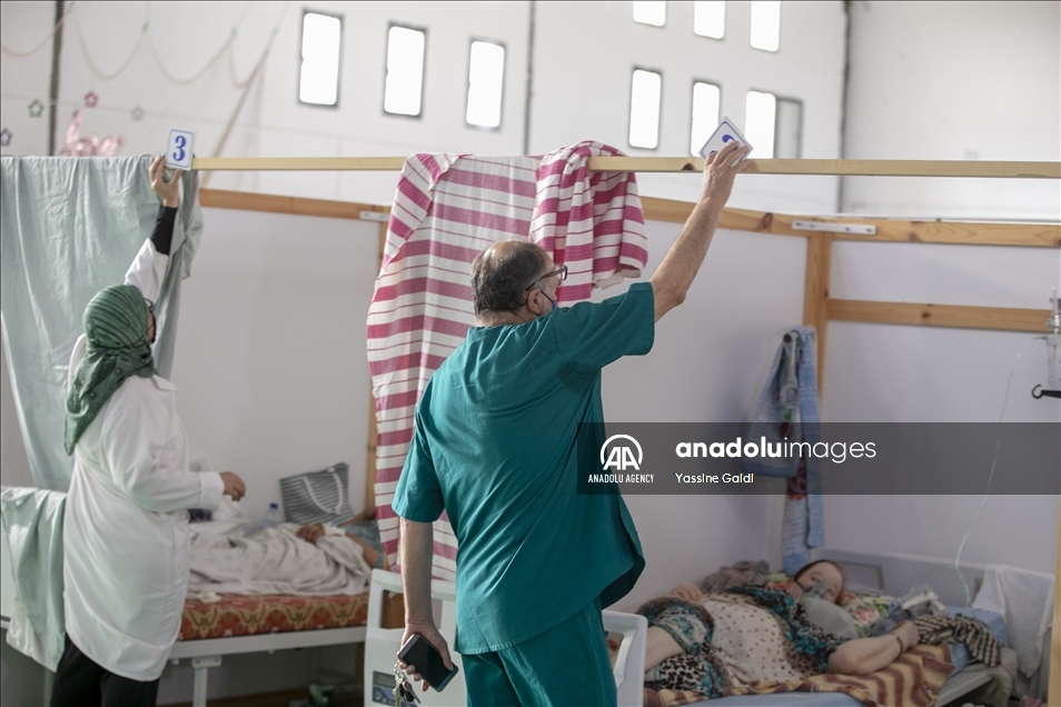 تونس.. عائلة أطباء "على الجبهة" في مواجهة كورونا