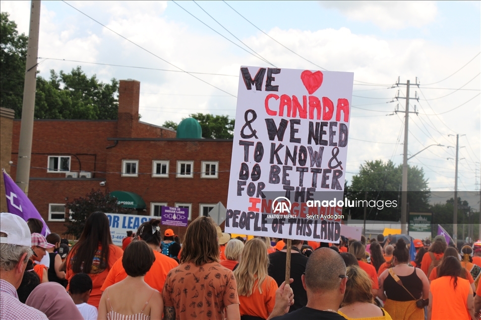 Kanada, marsh për fëmijët që humbën jetën në shkollat ​​me konvikt të kishës