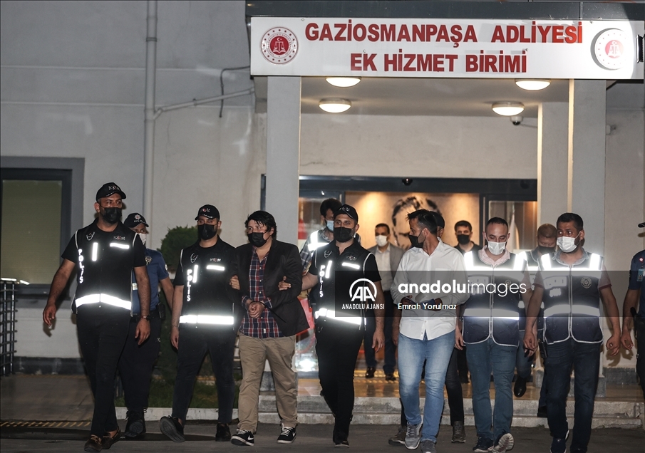 "Tosuncuk" lakabıyla tanınan Çiftlik Bank kurucusu Mehmet Aydın, Türkiye'ye getirildi