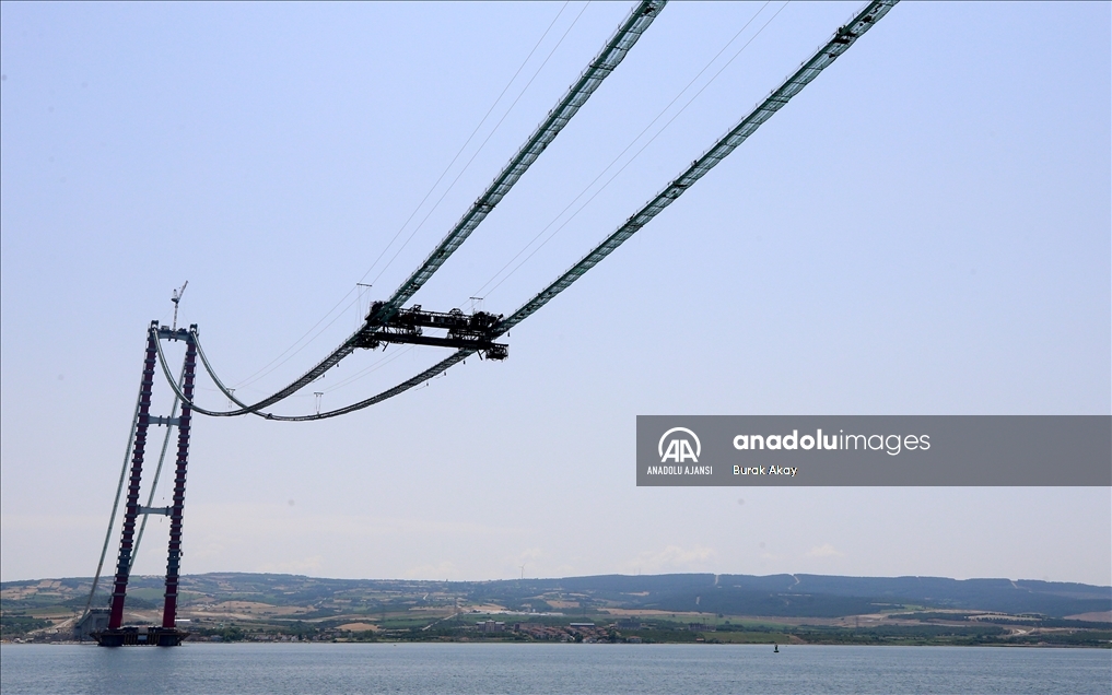 1915 Çanakkale Köprüsü inşaatında askı halatlarının montajına başlandı