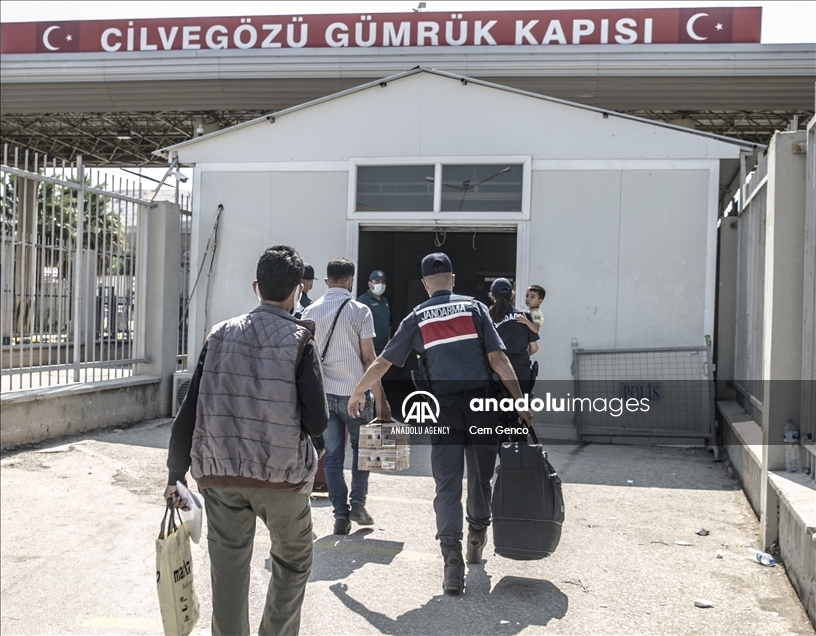 سوری‌های ساکن ترکیه برای گذراندن عید قربان به کشورشان می‌روند