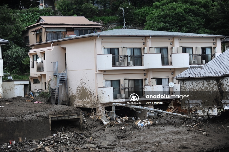 Japonya'daki heyelan ve taşkında 4 kişi öldü, 64 kişi kayboldu