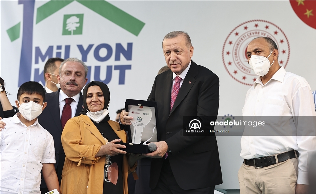 TOKİ 1 Milyonuncu Konut Anahtar Teslim Töreni