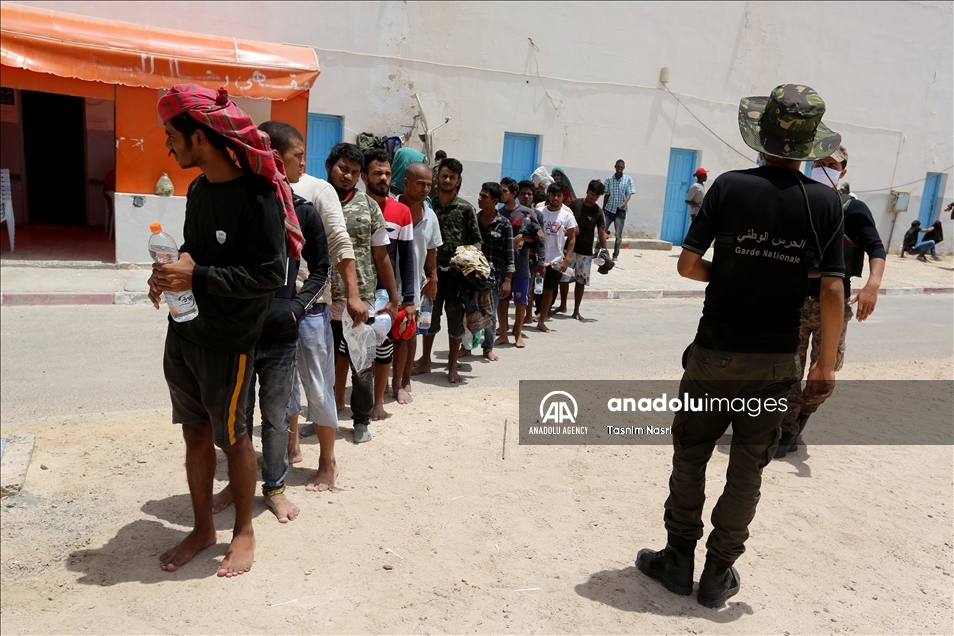 تونس.. إنقاذ 47 مهاجرا غير نظامي من الغرق بالبحر المتوسط