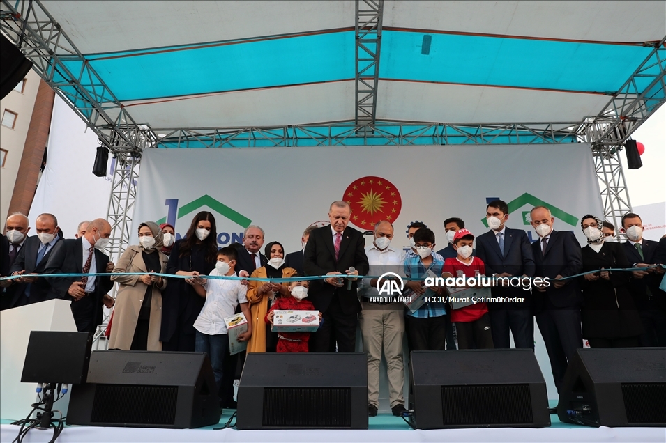 TOKİ 1 Milyonuncu Konut Anahtar Teslim Töreni