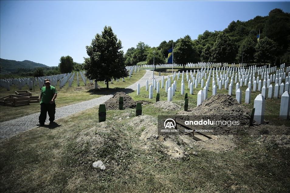 Pripreme za obilježavanje 11. jula: U Potočarima iskopavanje mezara za 19 žrtava srebreničkog genocida