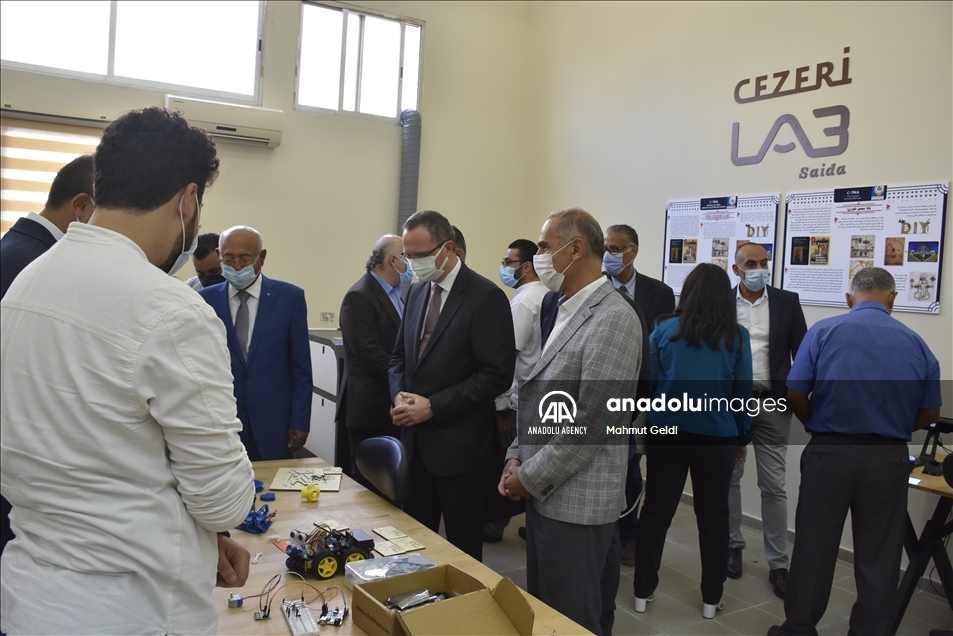 "تيكا" التركية تفتتح مختبرا للروبوتات بالجامعة اللبنانية في صيدا