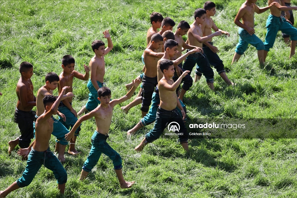 660. Tarihi Kırkpınar Yağlı Güreşleri başladı