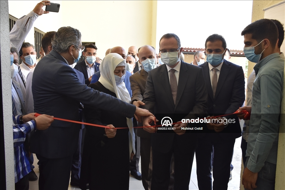 "تيكا" التركية تفتتح مختبرا للروبوتات بالجامعة اللبنانية في صيدا