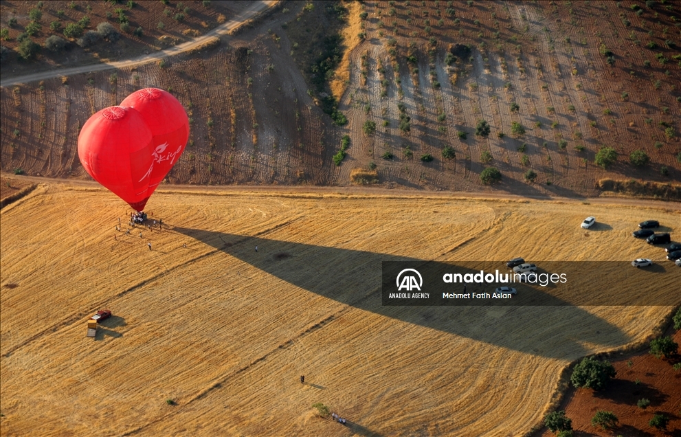 Li Gobeklitepeyê balona bi hewaya germ difire ya ewil a sezonê hat firandin