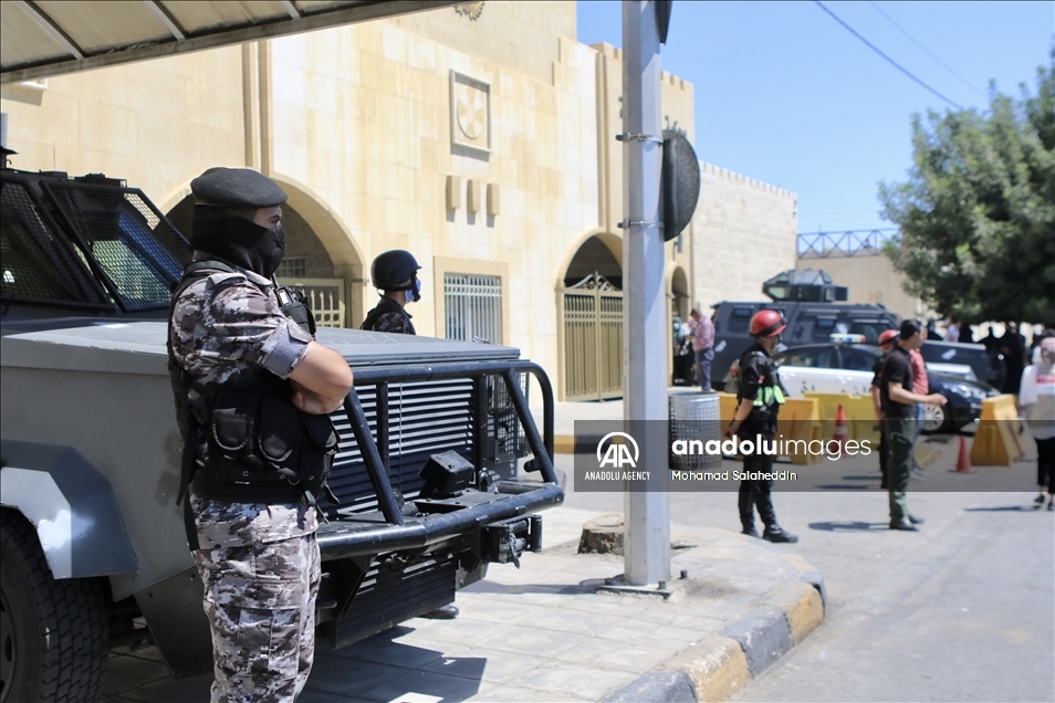 الأردن.. الأشغال المؤقتة 15 عاما للمتهمين في قضية "الفتنة"
