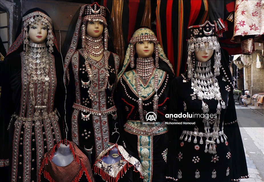عقيق اليمن.. صناعة تواجه الحرب والمنافسة والتزييف