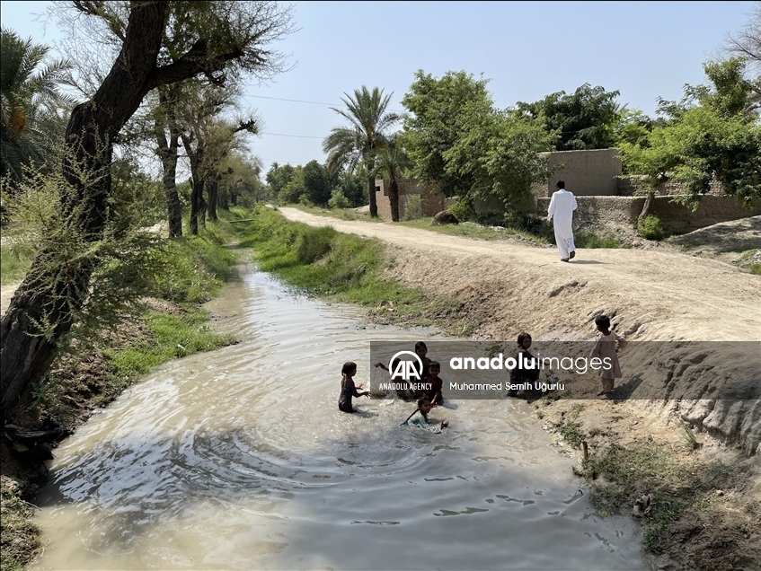 Турецкие благотворители обеспечили питьевой водой жителей востока Пакистана