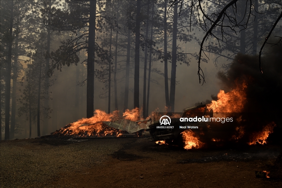 California wildfire continues