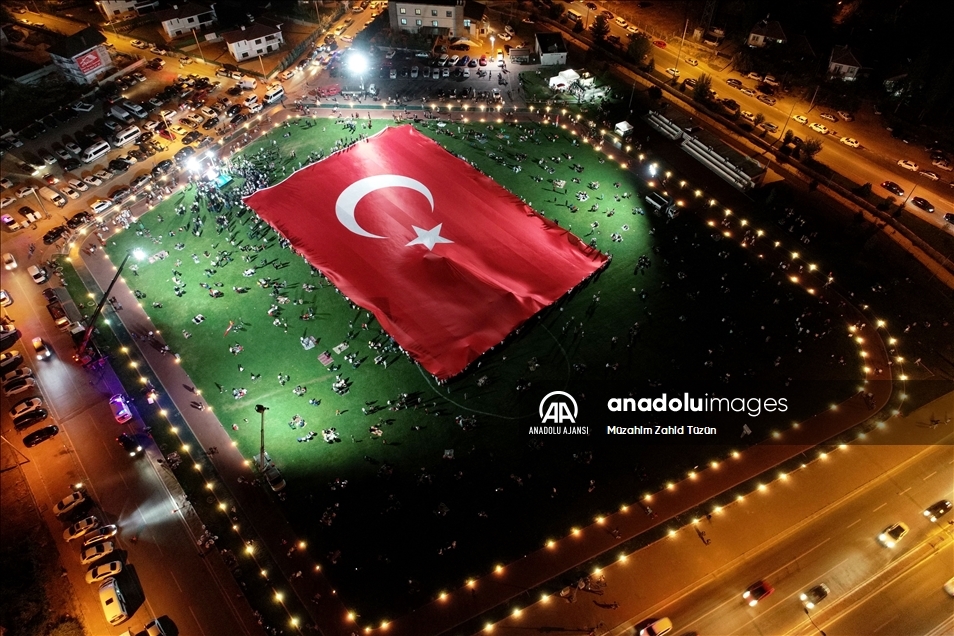 Kayseri'de dev Türk bayrağı açıldı