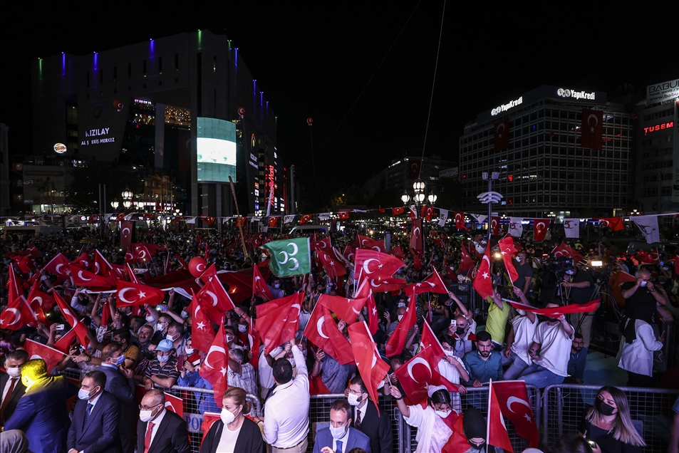 Peringatan Hari Demokrasi dan Persatuan Nasional 15 Juli di Turki