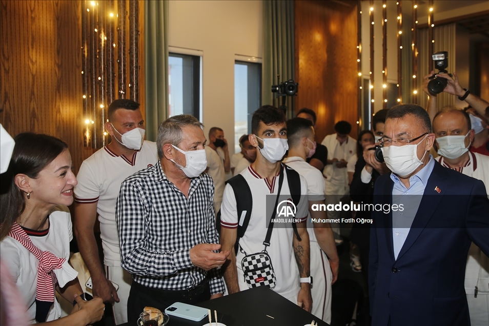 رياضيو تركيا المشاركون في الأولمبياد يتوجهون إلى طوكيو