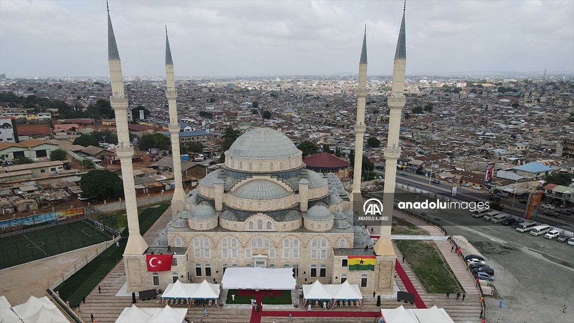 Türkiye tarafından inşa edilen Gana Milli Cami ve Külliyesi ibadete açıldı 11
