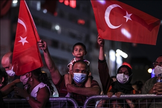Peringatan Hari Demokrasi dan Persatuan Nasional 15 Juli di Turki