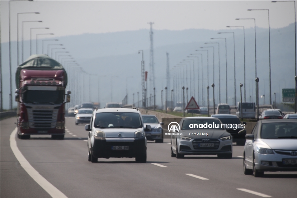 Anadolu Otoyolu'nda bayram tatili yoğunluğu devam ediyor