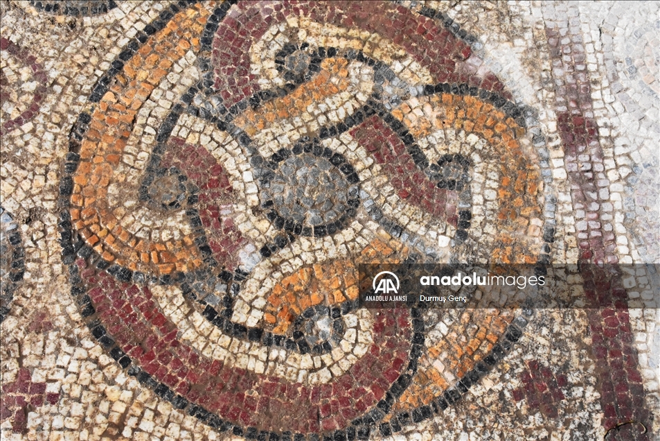 Stratonikeia Antik Kenti'nde bulunan 1600 yıllık mozaikler turizme kazandırılacak