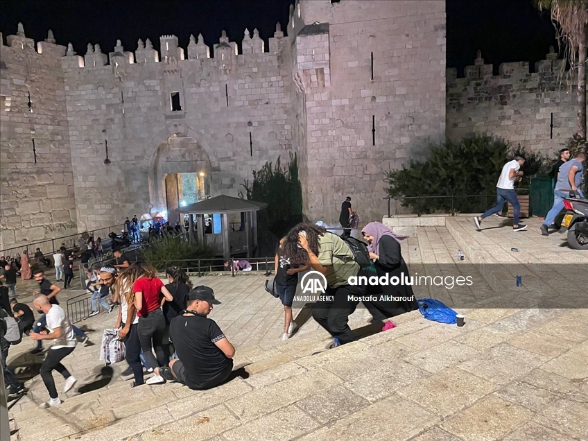 إسرائيل تبعد 3 مرابطات فلسطينيات عن المسجد الأقصى
