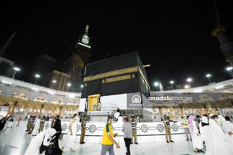 الكعبة تستقبل يوم عرفة بحلتها الجديدة