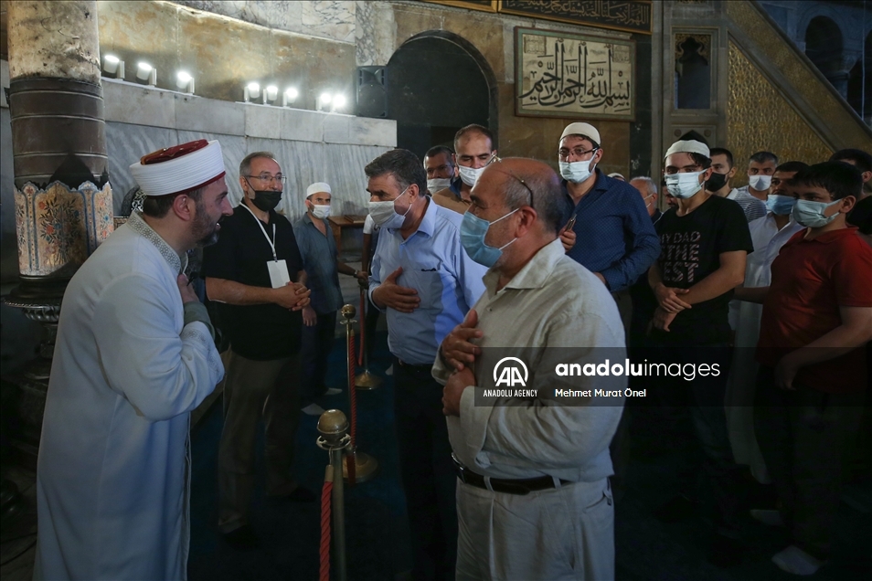 حضور گسترده نمازگزاران در مسجد ایاصوفیه استانبول