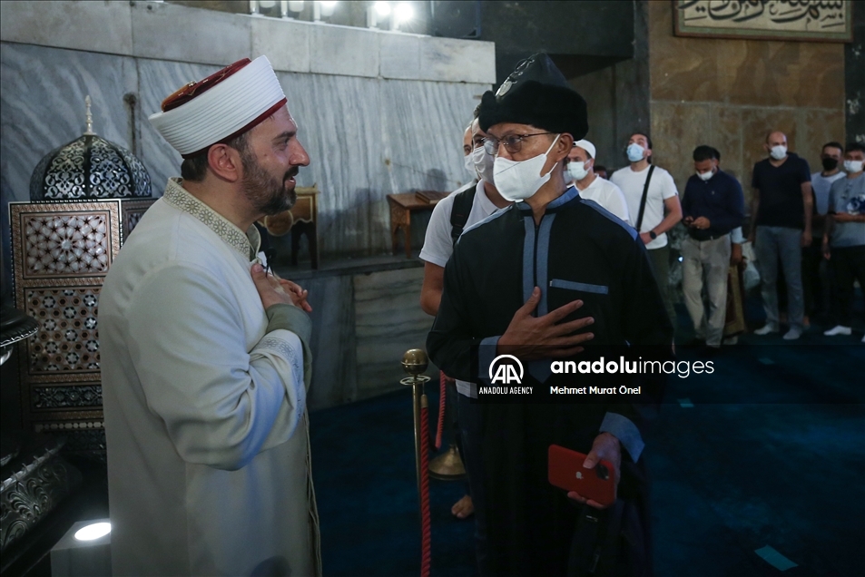 حضور گسترده نمازگزاران در مسجد ایاصوفیه استانبول