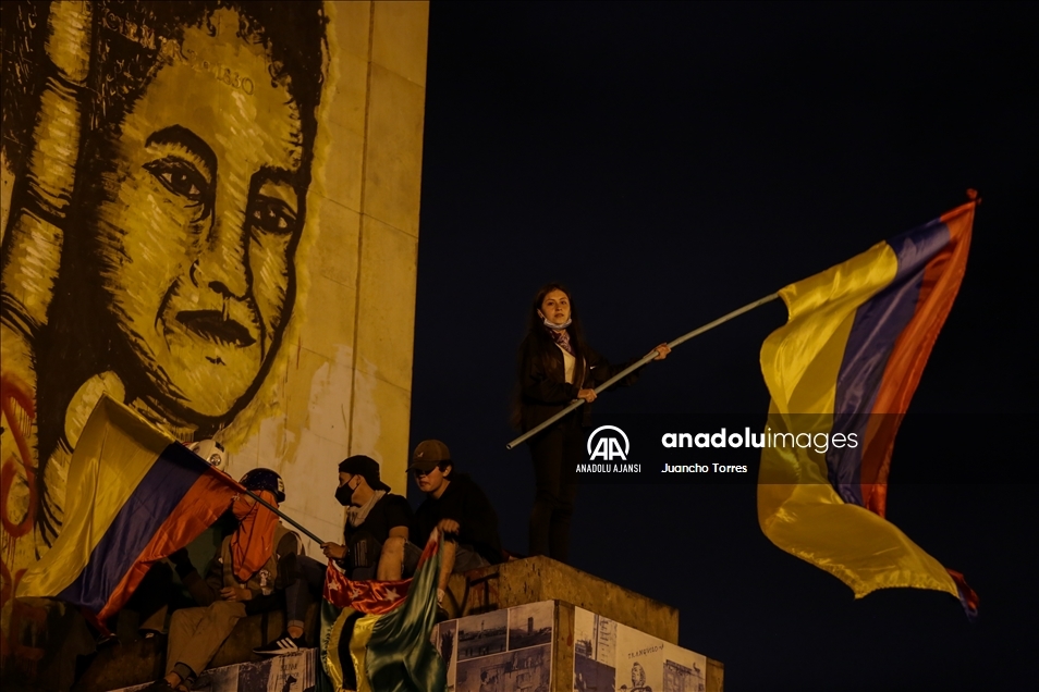 Kolombiya'da protestolarda hayatını kaybedenler için anma töreni düzenlendi