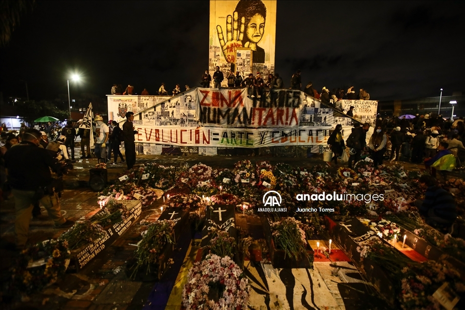 Kolombiya'da protestolarda hayatını kaybedenler için anma töreni düzenlendi