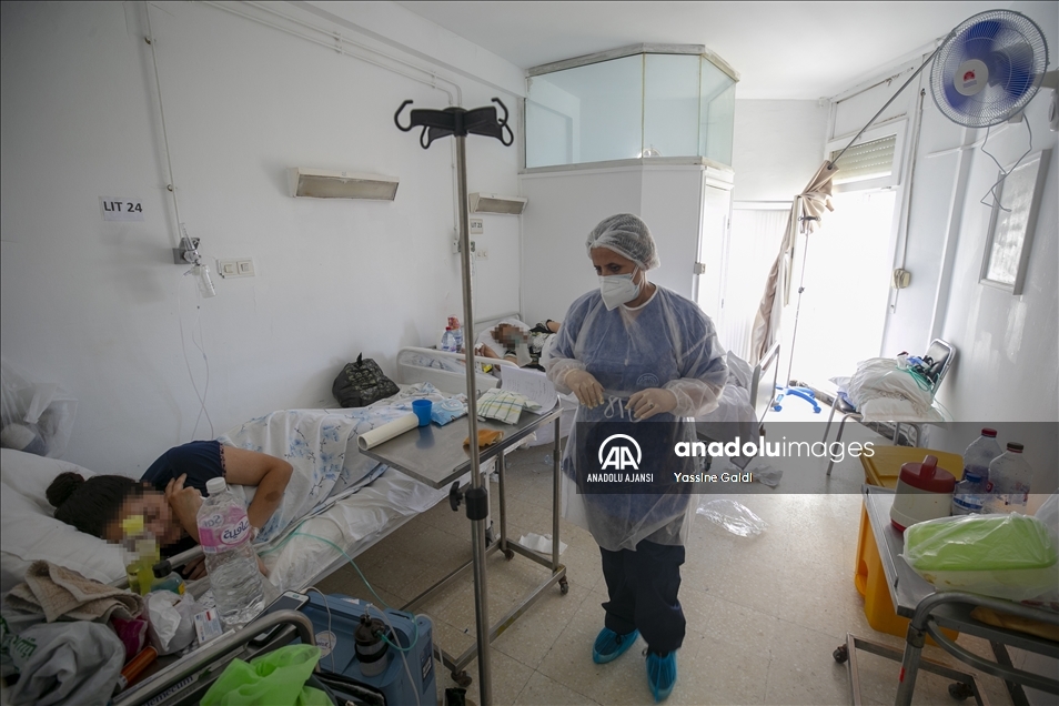 AA ekibi, Tunus'ta Kovid-19 hastalarının tedavi gördüğü hastaneyi görüntüledi