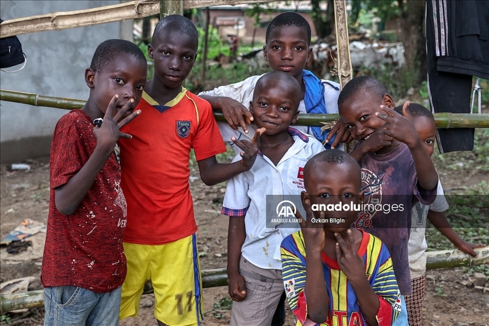 Gine'de çocuk olmak