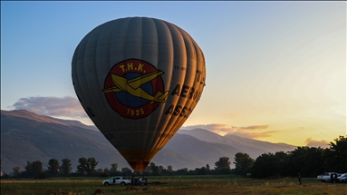 Balonat e Kapadokya-s, atraksion i ri në qiejt e Maqedonisë së Veriut