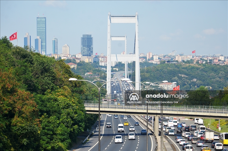 İstanbul'da bayram tatilinin sona ermesiyle trafikte yoğunluk arttı