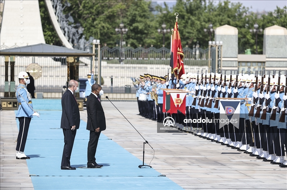 Cumhurbaşkanı Erdoğan, Angola Cumhurbaşkanı Lourenço'yu resmi törenle karşıladı