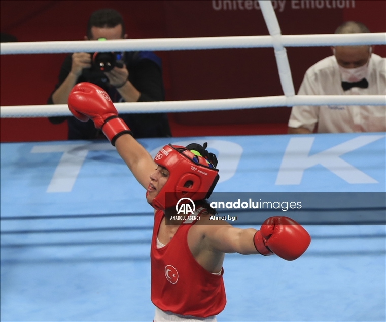 Турецкая спортсменка Бусеназ Сюрменели вышла в 1/4 финала «Токио-2020