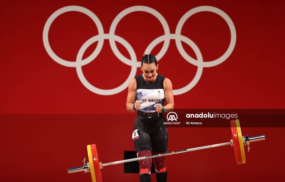 Levantamiento de pesas en la categoría 64 kg en los Juegos Olímpicos de Tokio 2020
