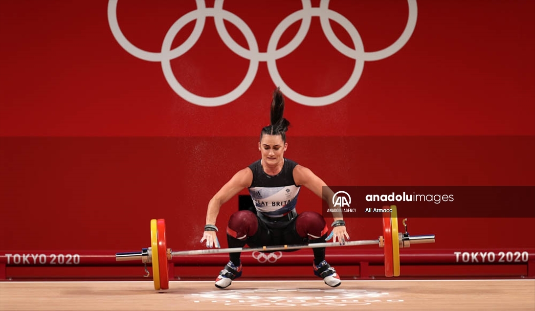 Levantamiento de pesas en la categoría 64 kg en los Juegos Olímpicos de Tokio 2020