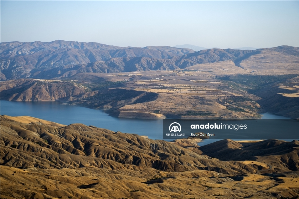 Tunceli'nin Pertek ve Mazgirt ilçelerindeki tarihi ve doğal güzellikler havadan görüntülendi