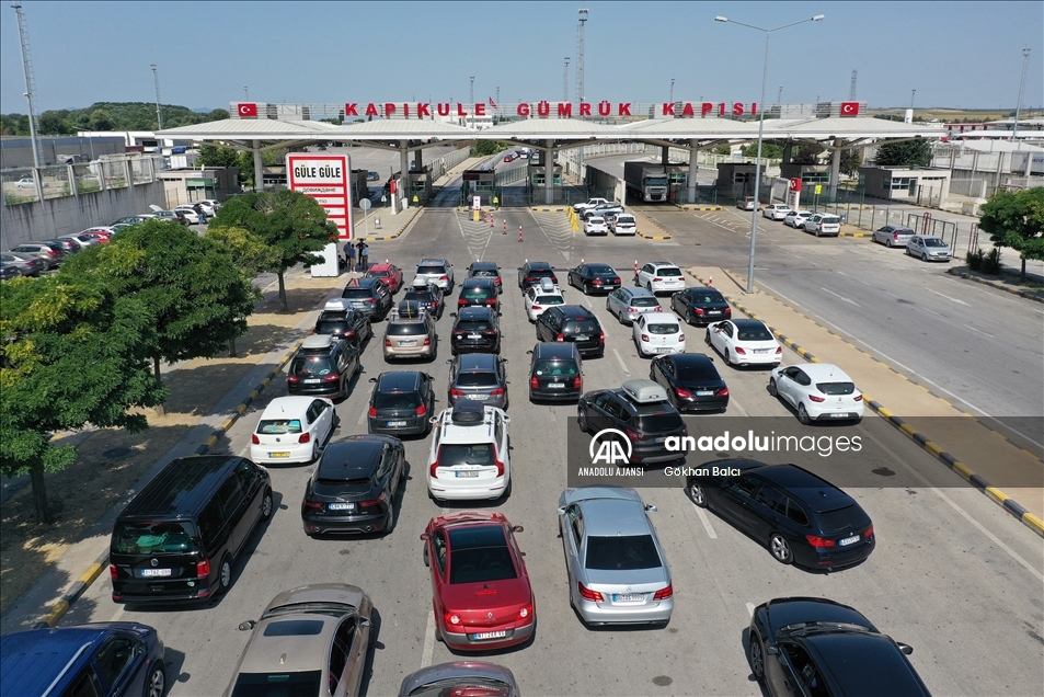 Gurbetçilerin hüzünlü dönüş yolculuğu başladı