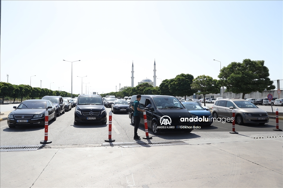 Gurbetçilerin hüzünlü dönüş yolculuğu başladı