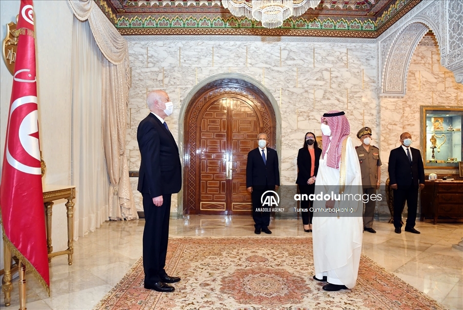 السعودية وتونس تبحثان العلاقات الثنائية