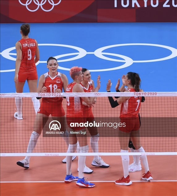 أولمبياد طوكيو.. سيدات تركيا يتأهلن لربع نهائي الكرة الطائرة