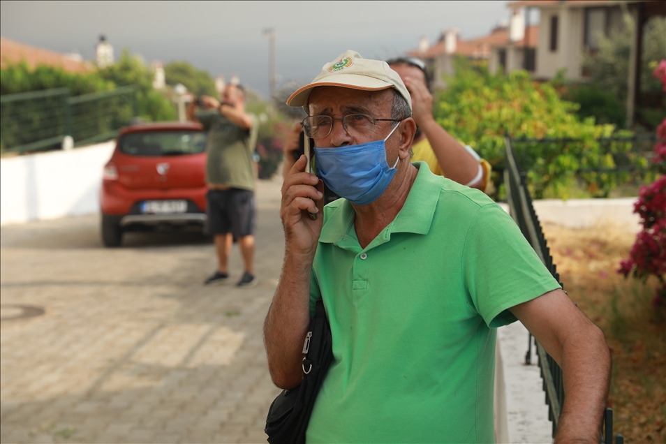 Milas'taki yangını kontrol altına alma çalışmaları sürüyor